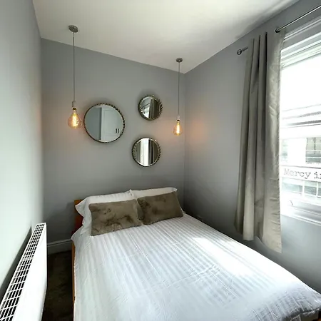 Secret Boutique Abode In Beautiful Clifton Village Apartmán Bristol