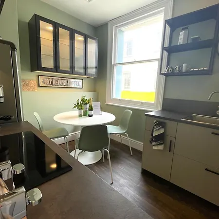 Secret Boutique Abode In Beautiful Clifton Village Бристоль