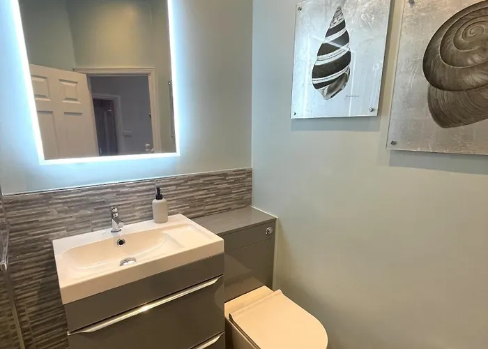 Апартаменты Secret Boutique Abode In Beautiful Clifton Village